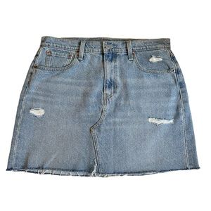 LEVIS JEAN SKIRT / SIZE 32 LEVIS JEAN SKIRT